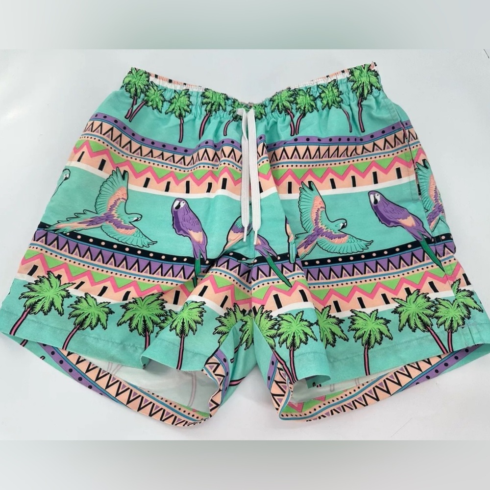 Chubbies Mens Swim Trunks Size L Large Parrot Palm Mesh Lined Shorts Colorful